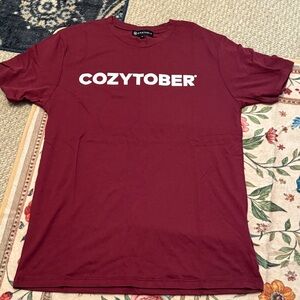 Unisex COZYTOBER Wantable T-Shirt NWOT